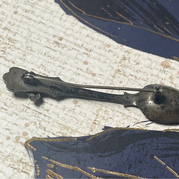 Vintage Sterling Silver Salt Spoon with Cherub Design Brooch Pin D2 - Picture 5 of 10